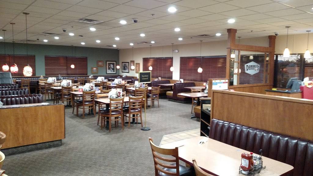 Dennys | restaurant | 23857 Clinton Keith Rd, Wildomar, CA 92595, USA | 9516007773 OR +1 951-600-7773