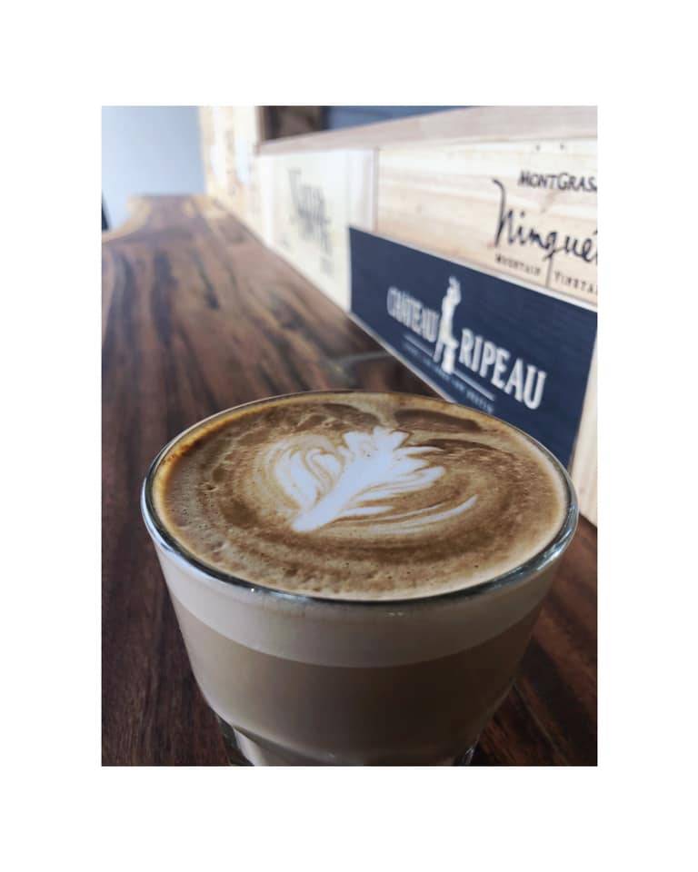 Tredici - café - bistro - traiteur | restaurant | 1101 Boulevard Brassard local 105, Chambly, QC J3L 5R4, Canada | 4504470369 OR +1 450-447-0369