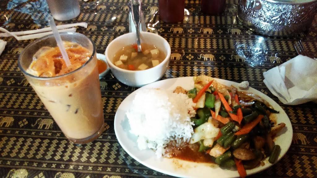 Thai Taste University | restaurant | 2025 E Arbors Dr # 230, Charlotte, NC 28262, USA | 7046889179 OR +1 704-688-9179