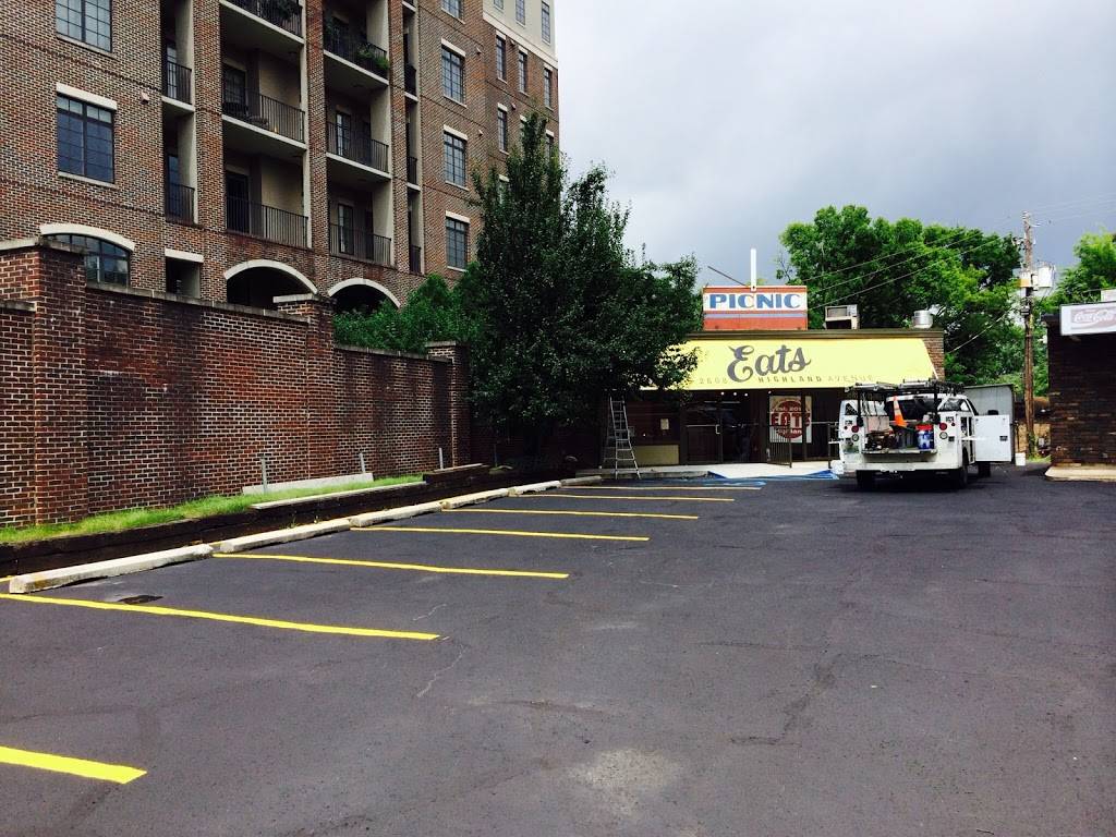 EATS Highland | restaurant | 2608 Highland Ave, Birmingham, AL 35205, USA | 2054075263 OR +1 205-407-5263