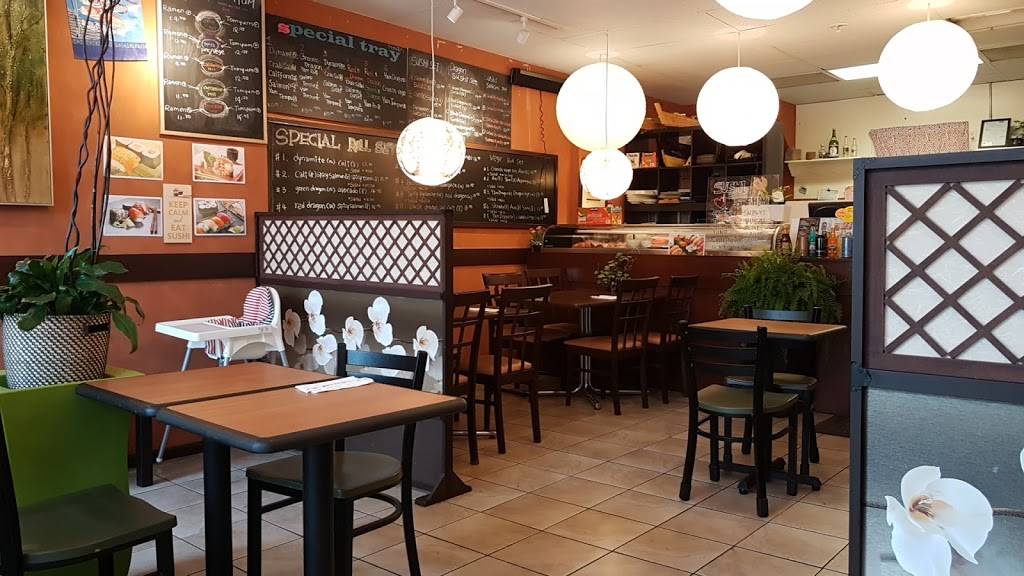 Roll and Thai Sushi | restaurant | 3106 Lake Shore Blvd W, Etobicoke, ON M8V 1L2, Canada | 6473451330 OR +1 647-345-1330