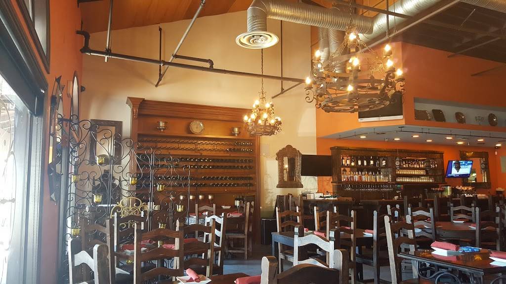 Medii Kitchen | restaurant | 116 S Fairmont Blvd, Anaheim, CA 92808, USA | 7149744633 OR +1 714-974-4633