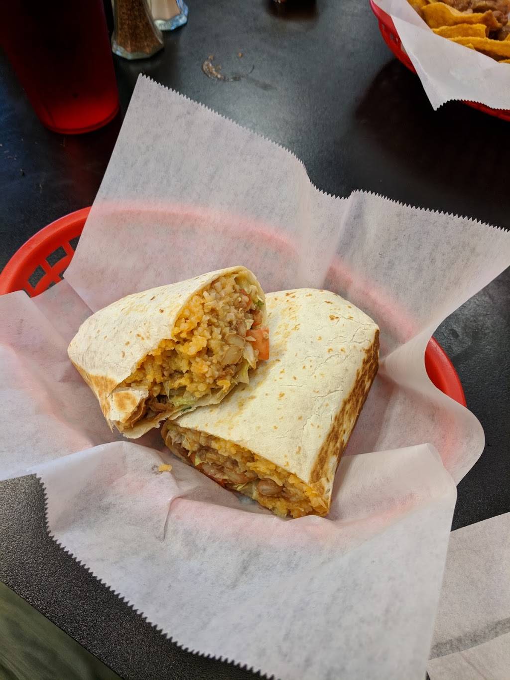 Monarca Mexican Grill | restaurant | 2420 13th St SE, Salem, OR 97302, USA | 5033397244 OR +1 503-339-7244