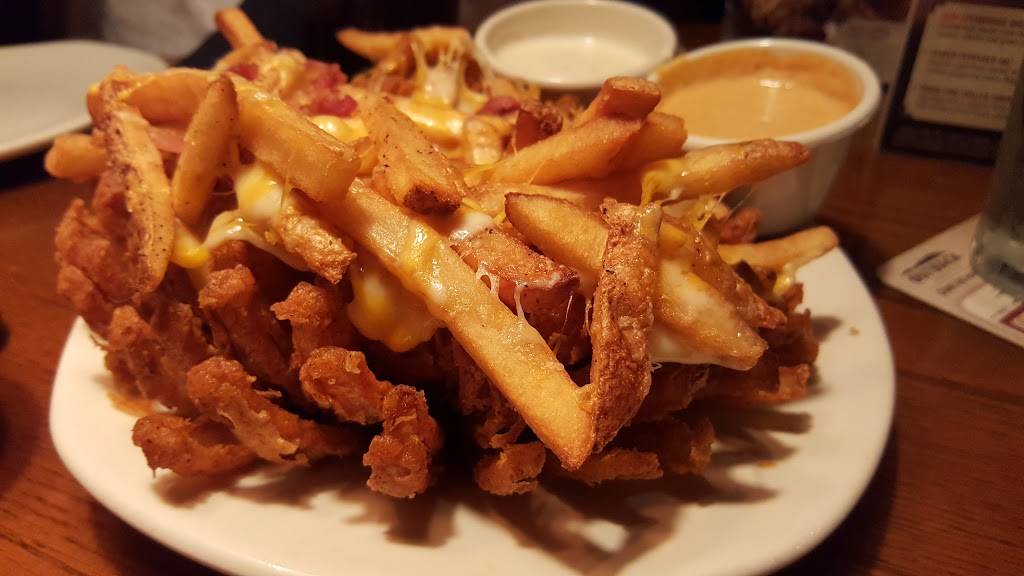 Outback Steakhouse | restaurant | 11101 Southern Blvd, Royal Palm Beach, FL 33411, USA | 5617956663 OR +1 561-795-6663