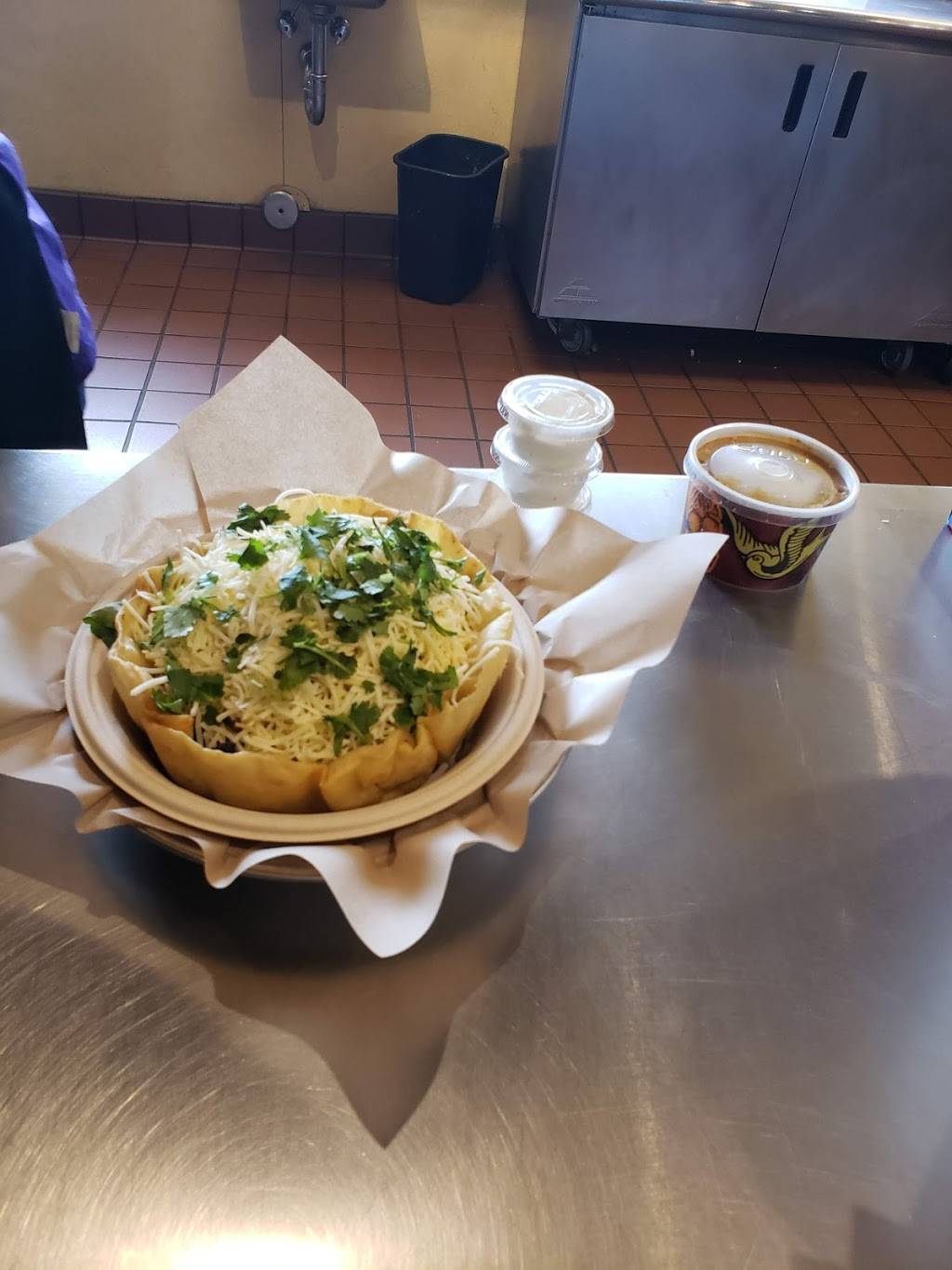 QDOBA Mexican Eats | restaurant | 1630 Kings Hwy S, Cherry Hill, NJ 08002, USA | 8564338194 OR +1 856-433-8194