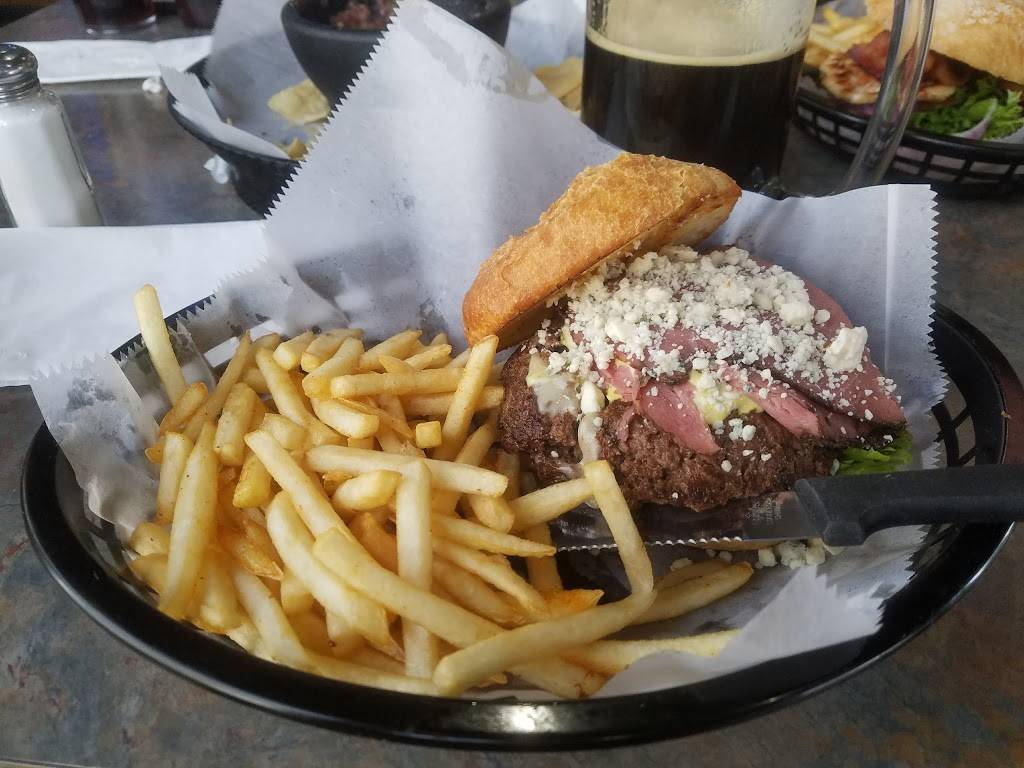 Coppercreek Pub & Grub | restaurant | 3451 S 5600 W # A, West Valley City, UT 84120, USA | 8014170051 OR +1 801-417-0051