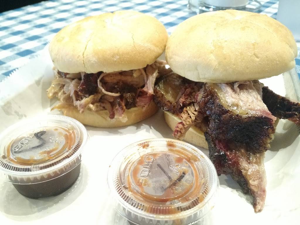 The Butchers Smokehouse | restaurant | 115 State Rd 46 E, Bloomington, IN 47408, USA | 8123366328 OR +1 812-336-6328