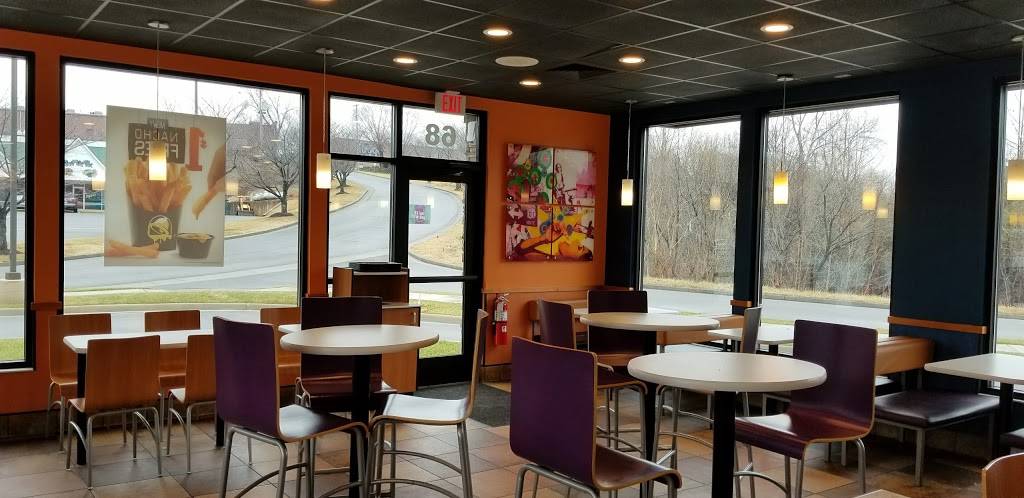 Taco Bell | meal takeaway | 68 Market Pl Dr, Rocky Mount, VA 24151, USA | 5404840266 OR +1 540-484-0266