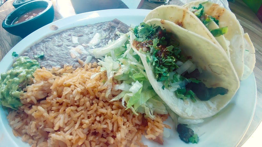 Mariachi’s Restaurant | restaurant | 35501 CA-1, Gualala, CA 95445, USA | 7078841735 OR +1 707-884-1735