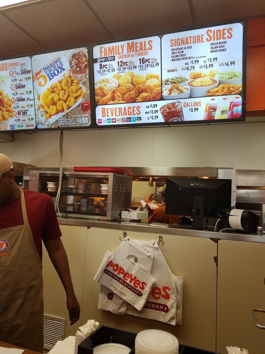 Popeyes Louisiana Kitchen | restaurant | 11413 Reulet Ave, Baton Rouge, LA 70816, USA | 2252720785 OR +1 225-272-0785