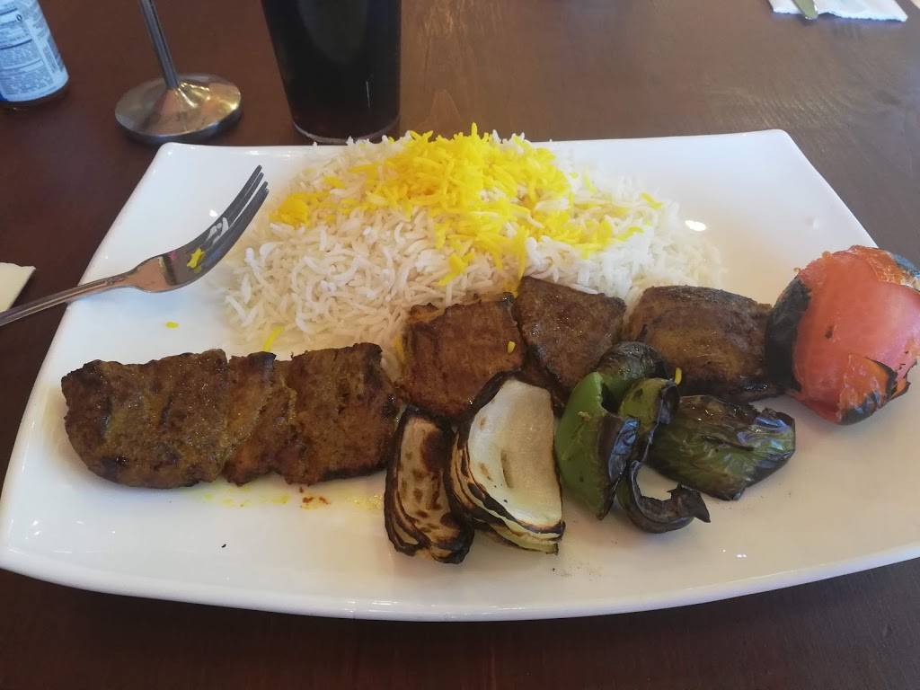 Fanous Mediterranean Grill | restaurant | 1621 Edinger Ave #102, Tustin, CA 92780, USA | 7144002848 OR +1 714-400-2848