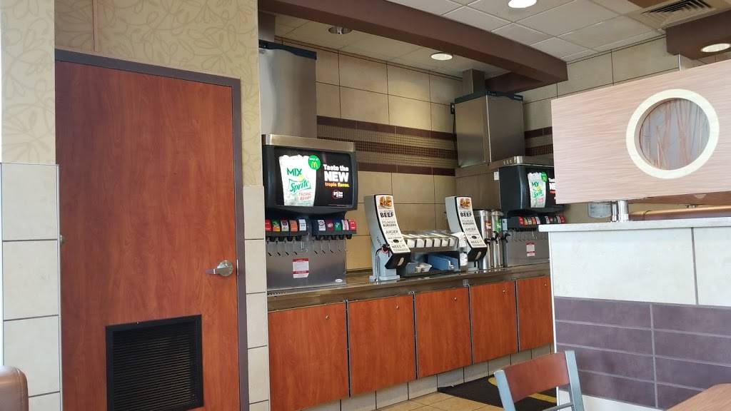 McDonalds | cafe | 13721 US-29, Chatham, VA 24531, USA | 4344322966 OR +1 434-432-2966