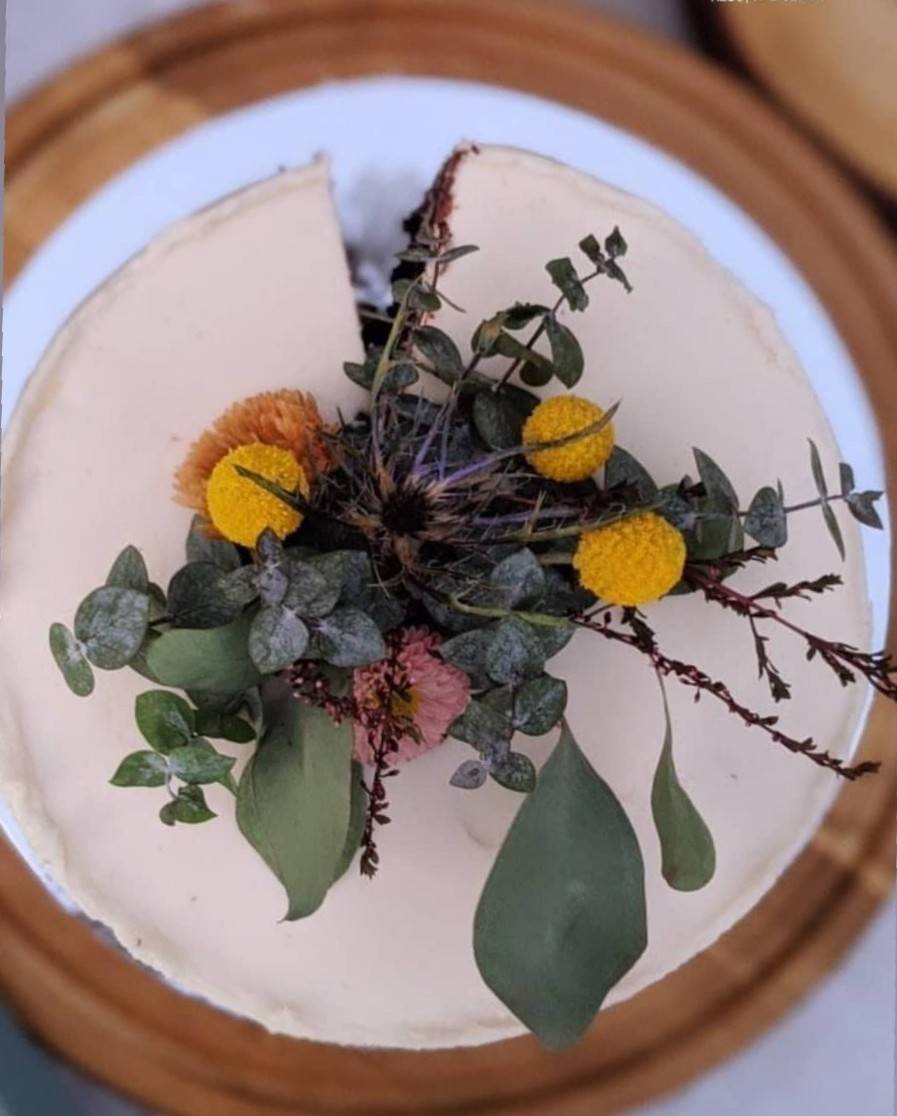 Just What I Kneaded | restaurant | 2029 Blake Ave #104, Los Angeles, CA 90039, USA | 3235223340 OR +1 323-522-3340