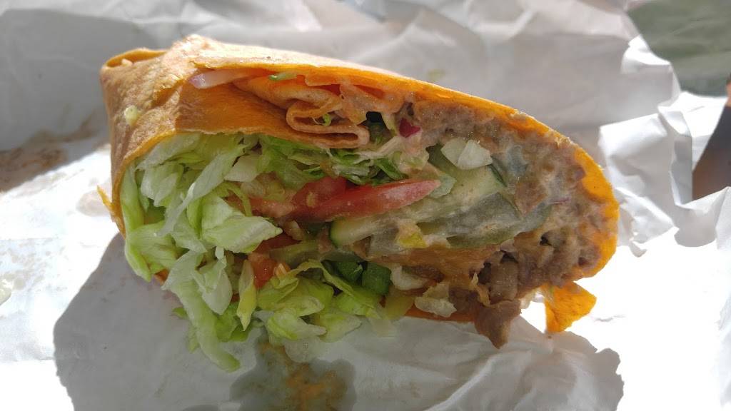 Subway | restaurant | 75-77 Main St, Queensbury, NY 12804, USA | 5187987821 OR +1 518-798-7821