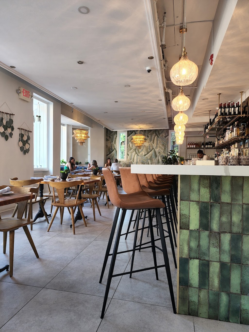 Eva | restaurant | 279a Newbury St, Boston, MA 02115, USA | 6175465155 OR +1 617-546-5155