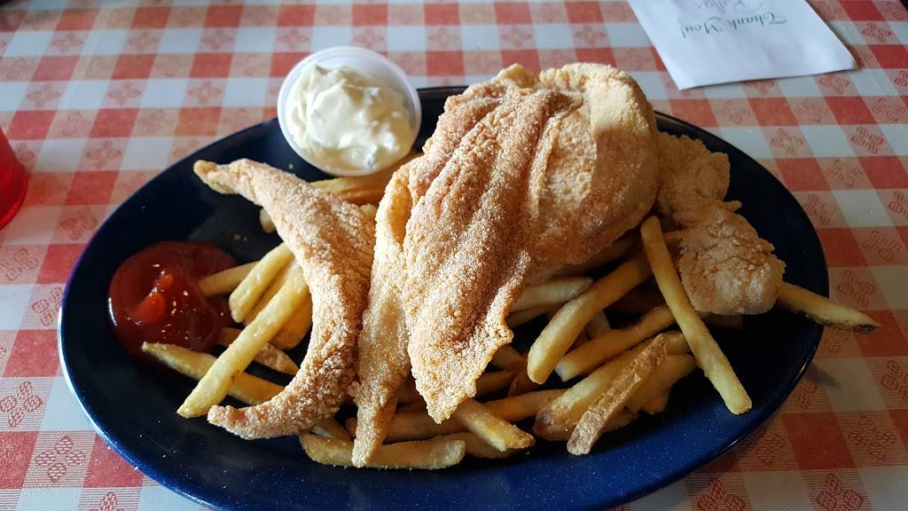 David Beards Catfish Village | restaurant | 1950 W Texas Ave, Waskom, TX 75692, USA | 9036874800 OR +1 903-687-4800