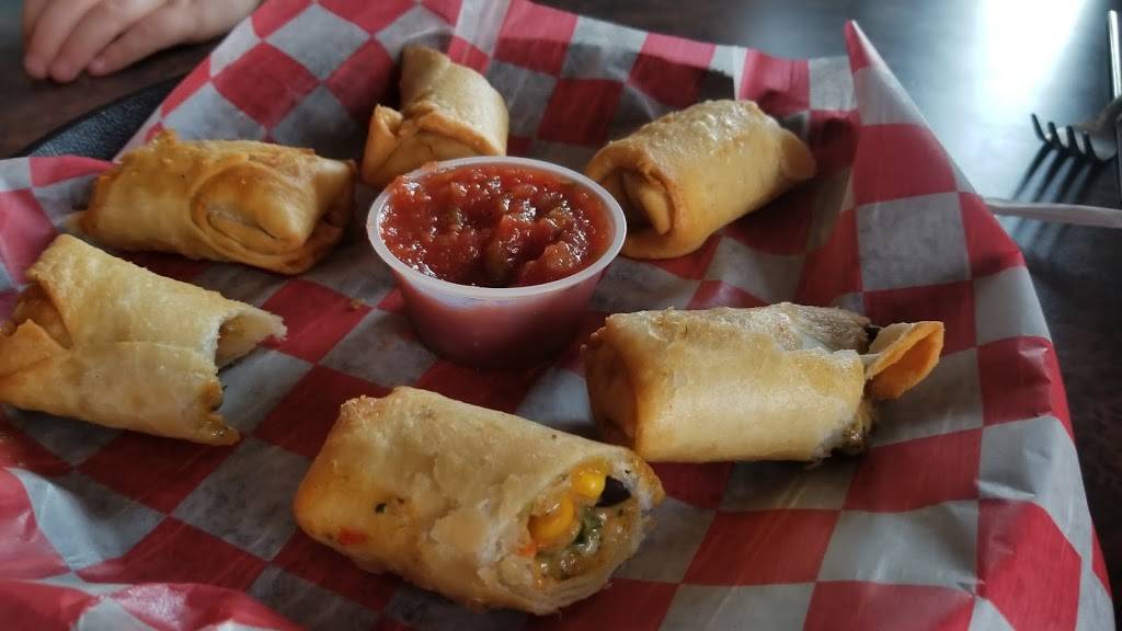 Sidelines Grill | restaurant | 3011 Longford Dr, Spring Hill, TN 37174, USA | 6153928043 OR +1 615-392-8043