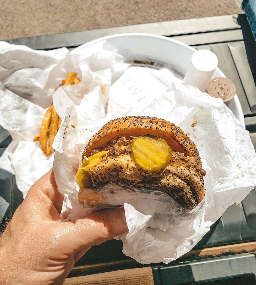 Kellers | meal takeaway | 6537 E NW Hwy, Dallas, TX 75231, USA | 2143681209 OR +1 214-368-1209