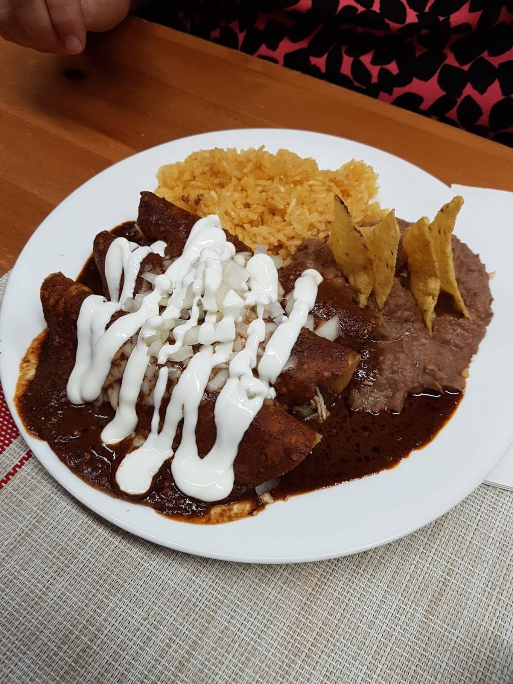 Latinoamerica Unida | restaurant | 18 Concession St #101, Cambridge, ON N1R 2G6, Canada | 5192673634 OR +1 519-267-3634