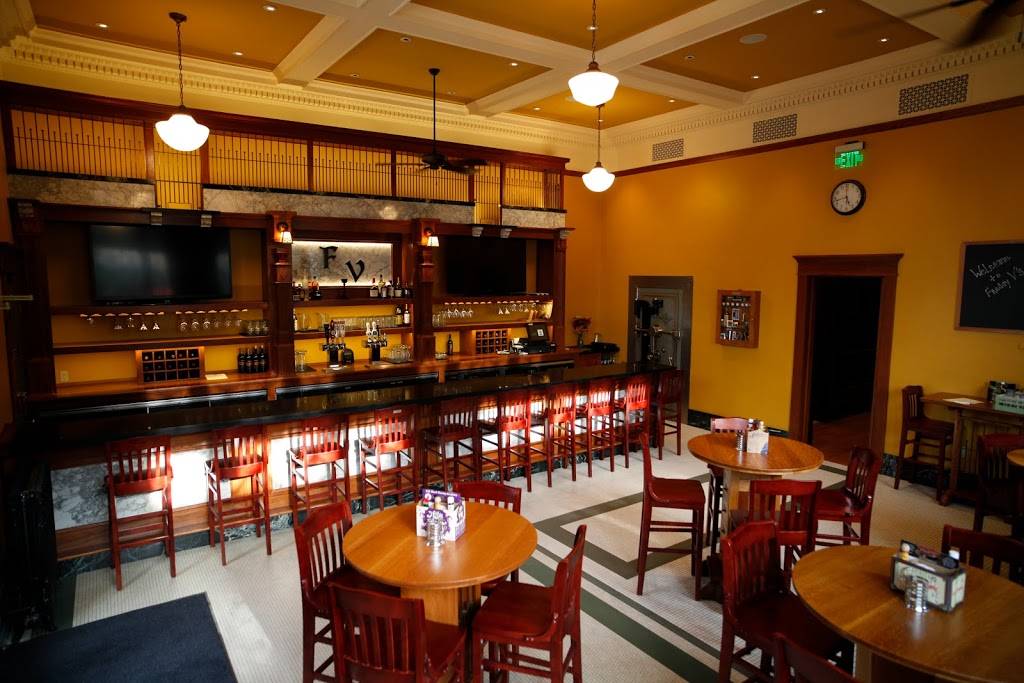 Freddy Valentines Public House | restaurant | 134 W Jefferson St, Spring Green, WI 53588, USA | 6085880220 OR +1 608-588-0220