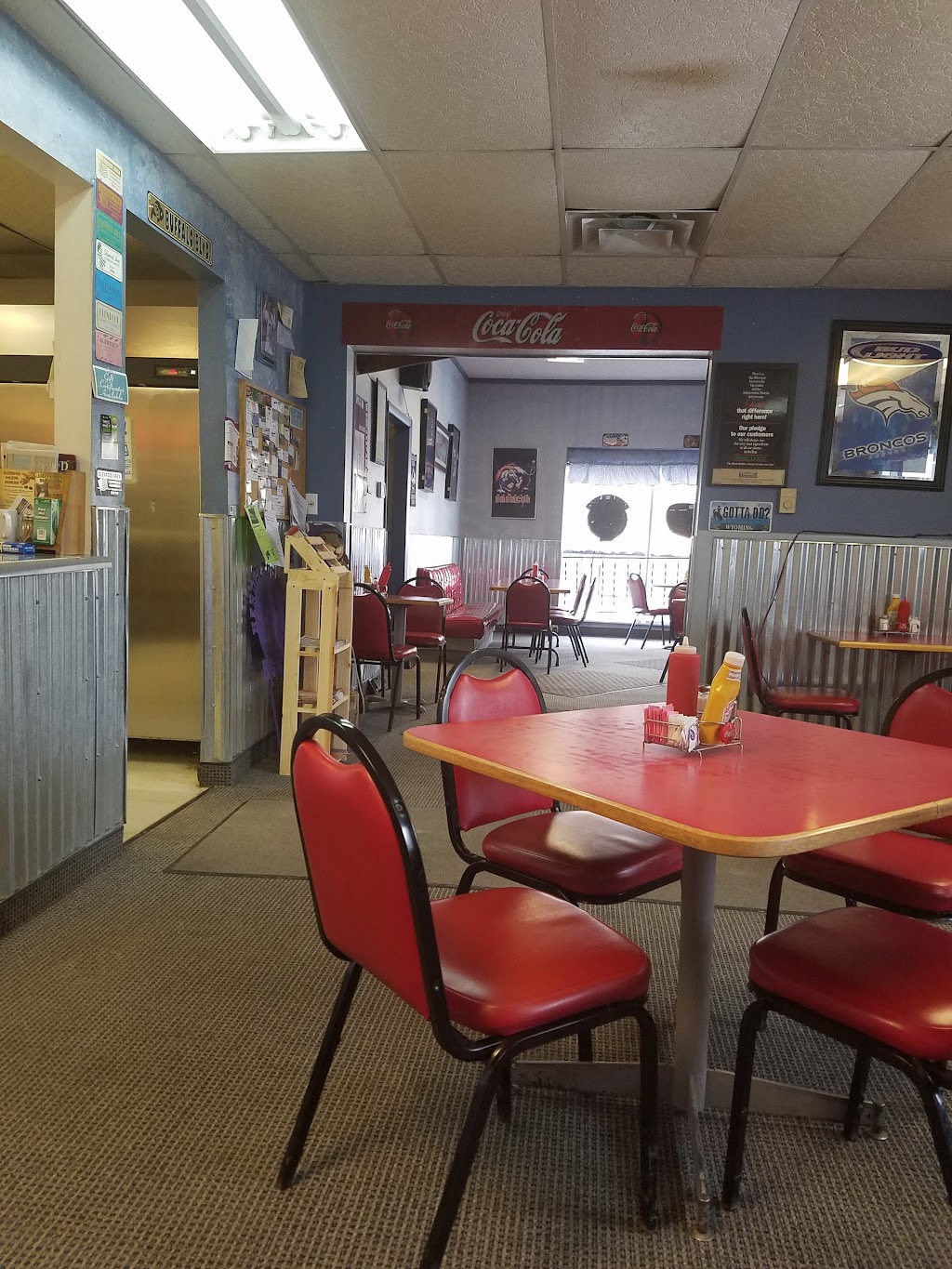 Classic Cafe & Pizza | meal delivery | 201 S 4th St, Glenrock, WY 82637, USA | 3074362244 OR +1 307-436-2244