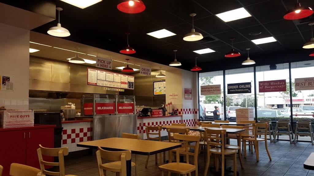 Five Guys | meal takeaway | 444 N State College Blvd, Fullerton, CA 92831, USA | 7145255955 OR +1 714-525-5955