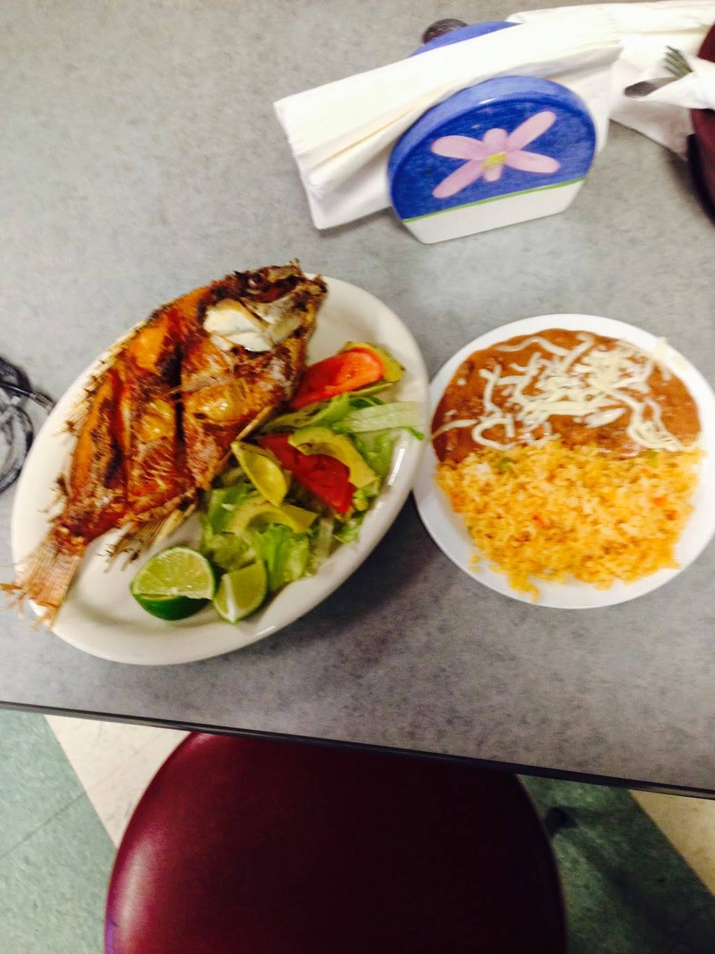 Al Estilo Michoacan | restaurant | 12050 SW Allen Blvd, Beaverton, OR 97008, USA | 5037467481 OR +1 503-746-7481