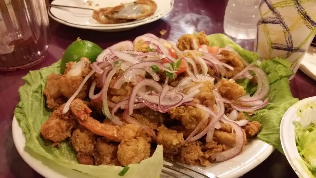 Panchitos Restaurant | restaurant | 46 Market St, Paterson, NJ 07505, USA | 9732782648 OR +1 973-278-2648