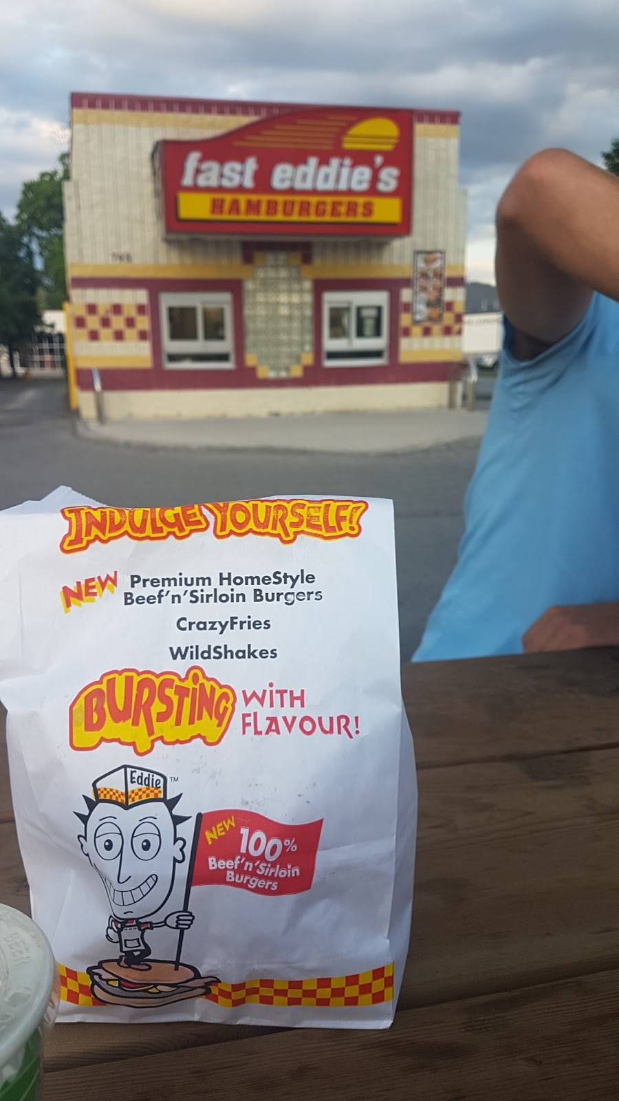 Fast Eddies | restaurant | 748 Wharncliffe Rd S #102, London, ON N6J 2N4, Canada | 5196863467 OR +1 519-686-3467