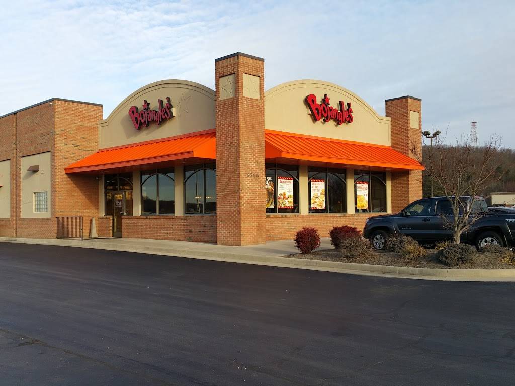 Bojangles Famous Chicken n Biscuits | restaurant | 9265 US-29, Blairs, VA 24527, USA | 4348363500 OR +1 434-836-3500