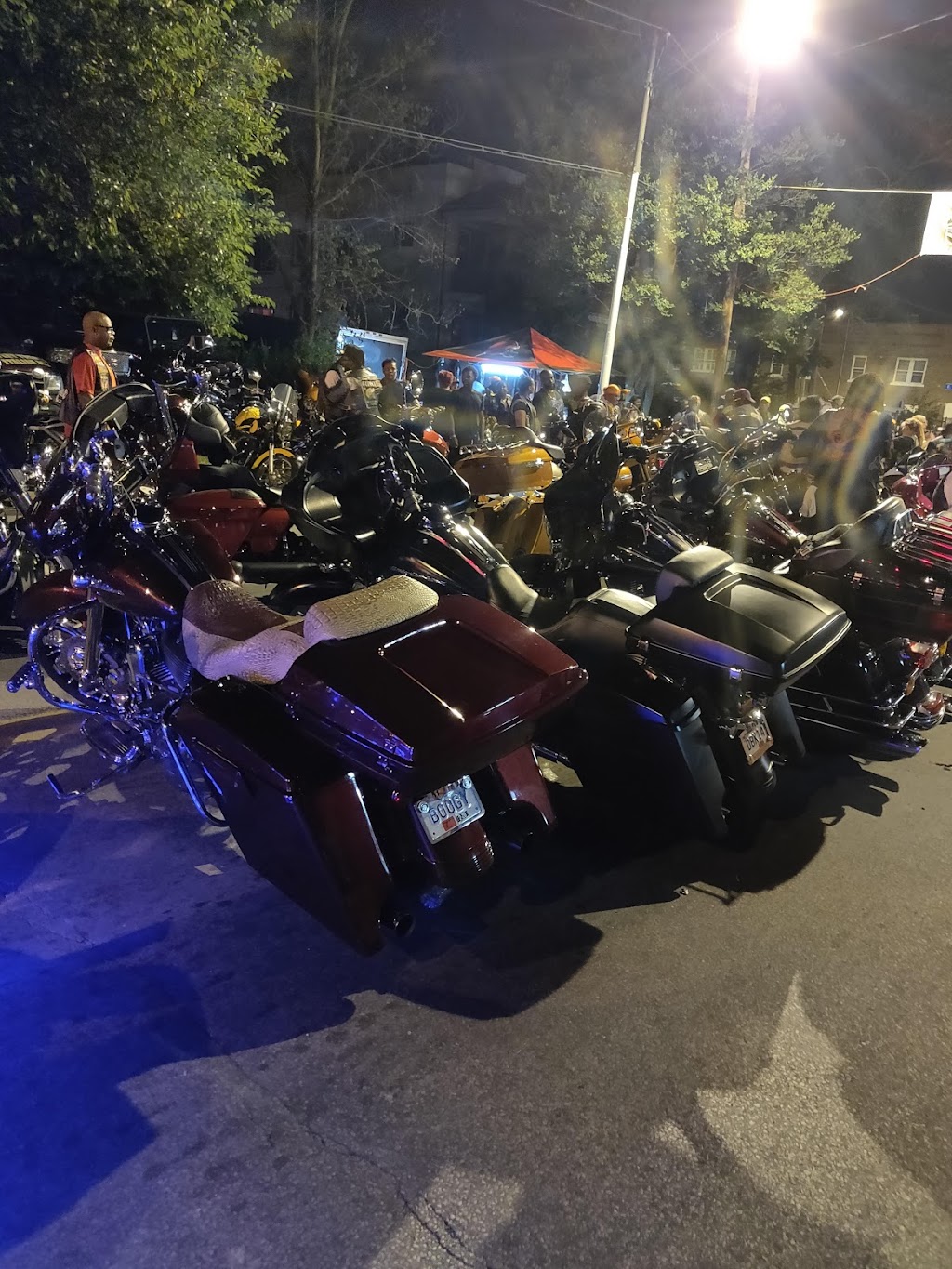 Mystic Knights MC | restaurant | 11409 Miles Ave, Cleveland, OH 44105, USA | 2166411525 OR +1 216-641-1525