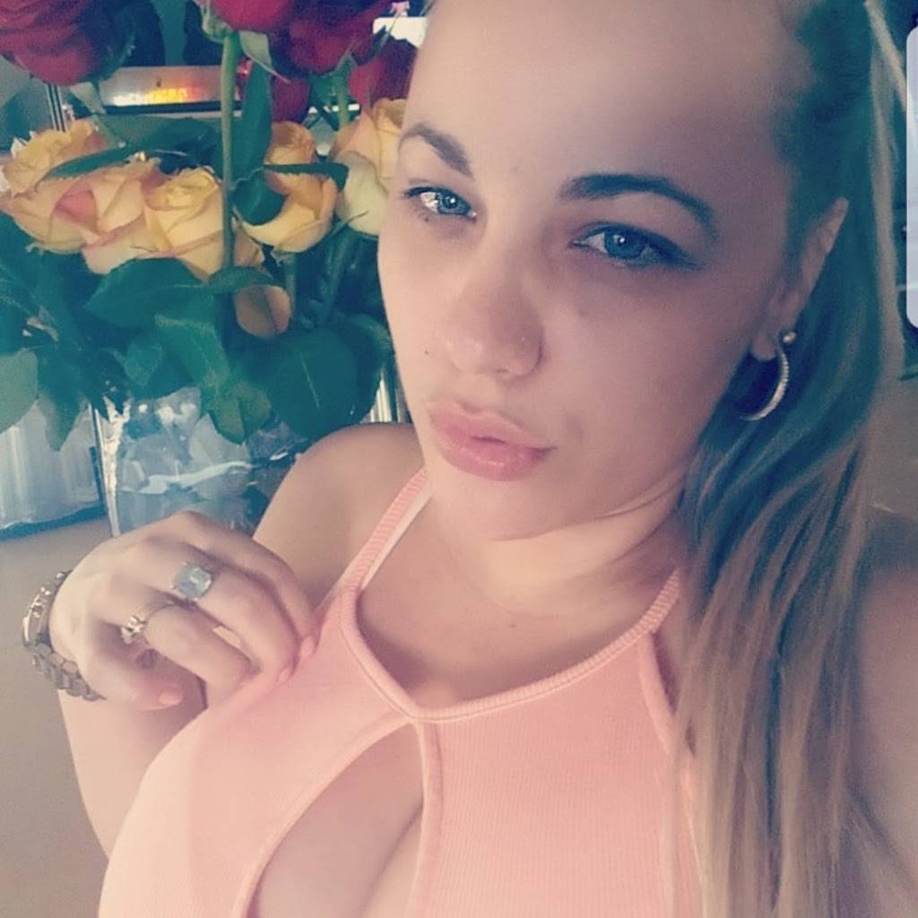 Xplosion Cafe | restaurant | 2601 W 76th St, Hialeah, FL 33016, USA | 3058482233 OR +1 305-848-2233