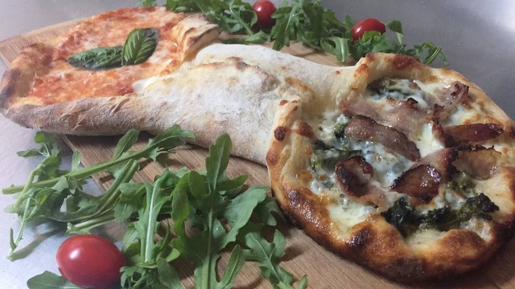 Colettis Pizza Factory | restaurant | 497 Elm St, Biddeford, ME 04005, USA | 2075714476 OR +1 207-571-4476