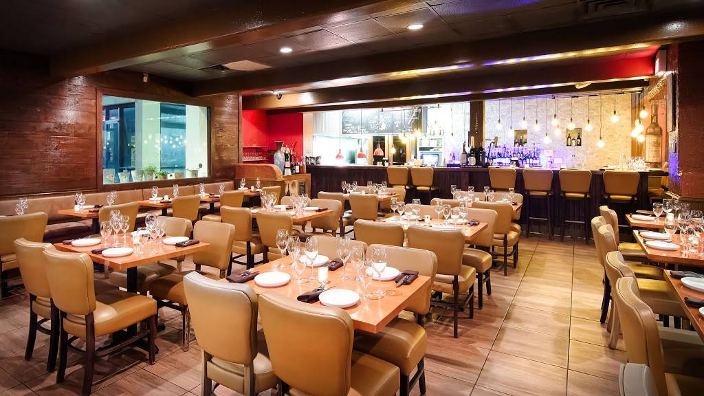 Pera Wine & Tapas | restaurant | 6006 Belt Line Rd, Dallas, TX 75254, USA | 9724041700 OR +1 972-404-1700