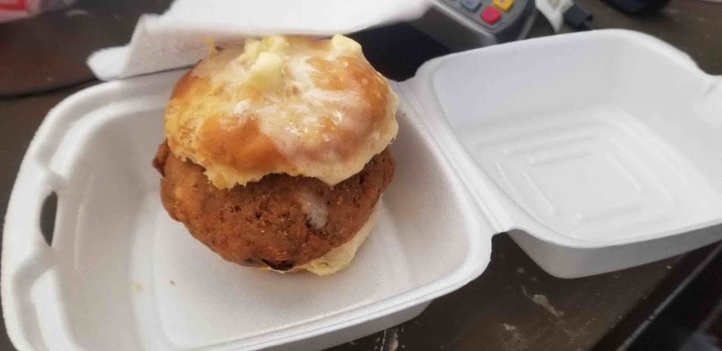 Sistas Southern Breakfast | restaurant | 2501 Columbia Dr suite d, Decatur, GA 30034, USA | 4042576500 OR +1 404-257-6500