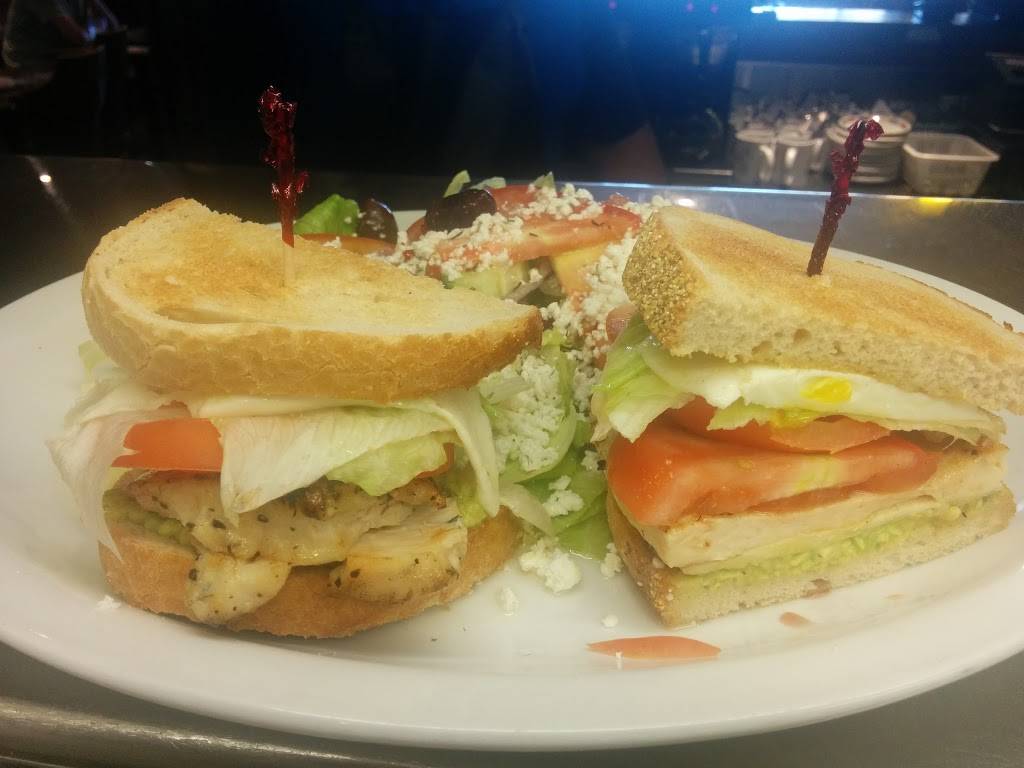 Valley Fields Restaurant | restaurant | 1200 Lawrence Ave E, North York, ON M3A 1C3, Canada | 4164430616 OR +1 416-443-0616