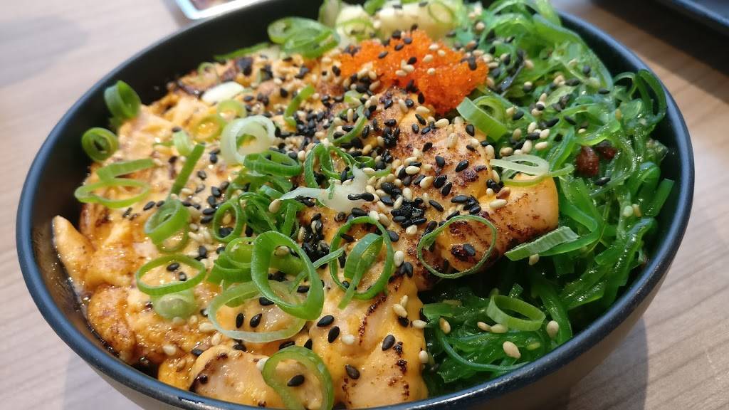 TORCH Pressed Sushi | restaurant | 6026 Yonge St, North York, ON M2M 3W5, Canada | 4167338338 OR +1 416-733-8338