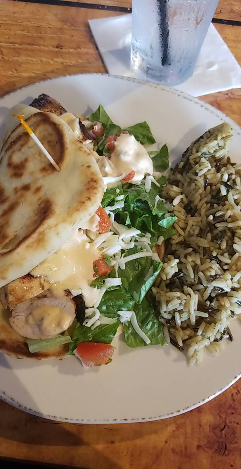 Rustys Waterin Hole & Chowhouse | restaurant | 1901 WI-46, New Richmond, WI 54017, USA | 7152463433 OR +1 715-246-3433