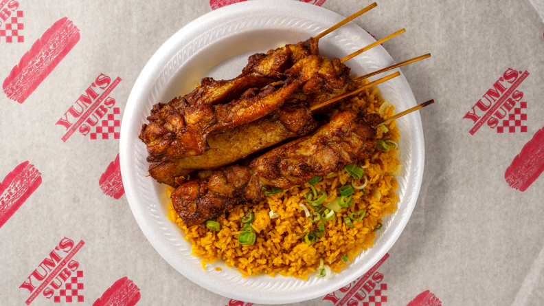 Yum’s | restaurant | 3283 Austin Peay Hwy, Memphis, TN 38128, USA | 9013887400 OR +1 901-388-7400