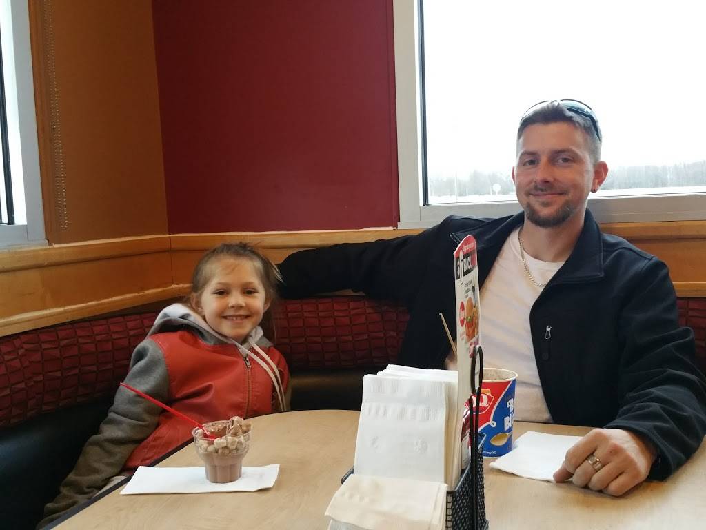 Dairy Queen Grill & Chill | restaurant | 3001 W, Township Hwy 36, Pendleton, IN 46064, USA | 7657781700 OR +1 765-778-1700