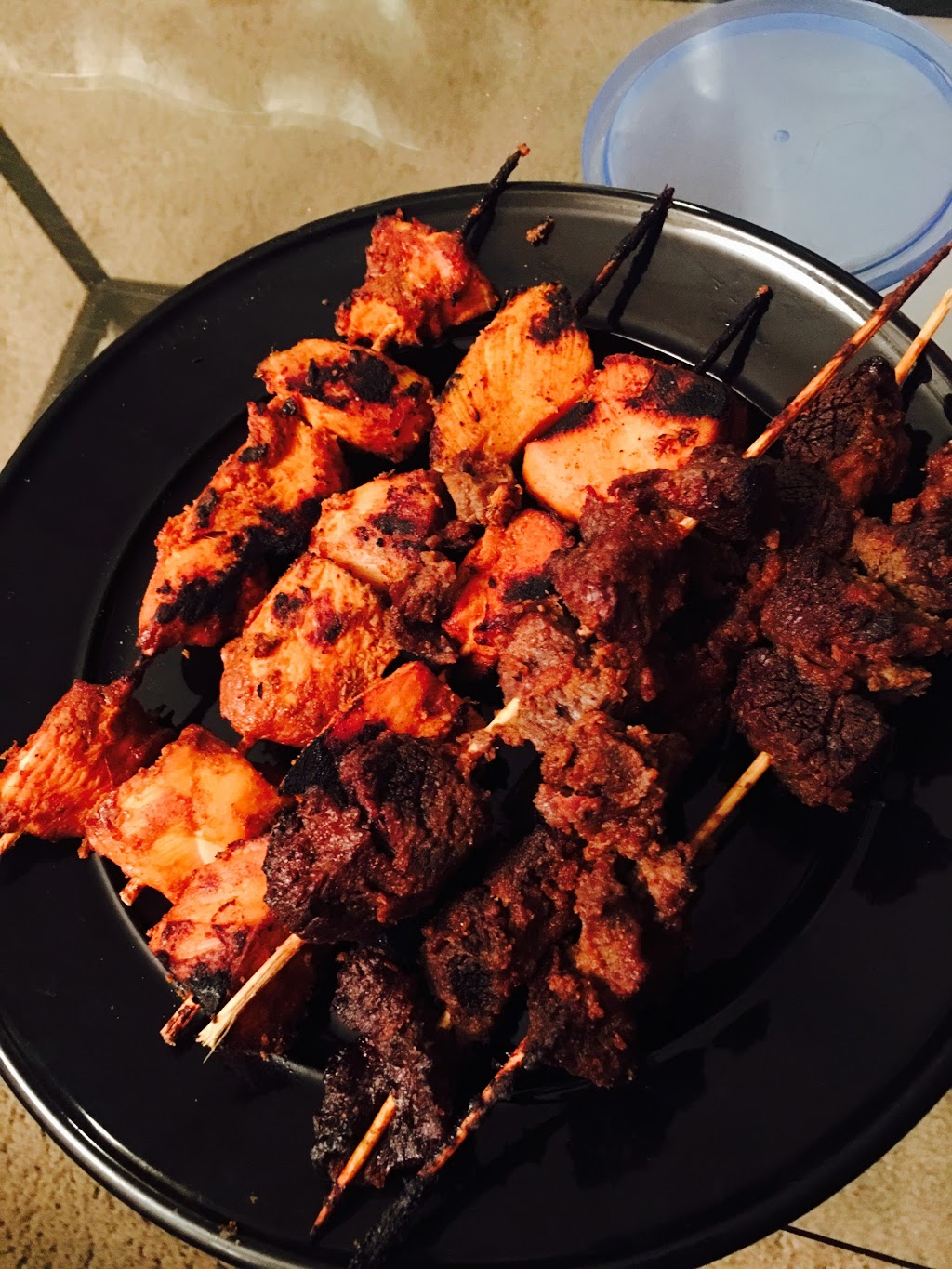 The Halal Guys | restaurant | 49 W Division St, Chicago, IL 60610, USA | 3124652186 OR +1 312-465-2186