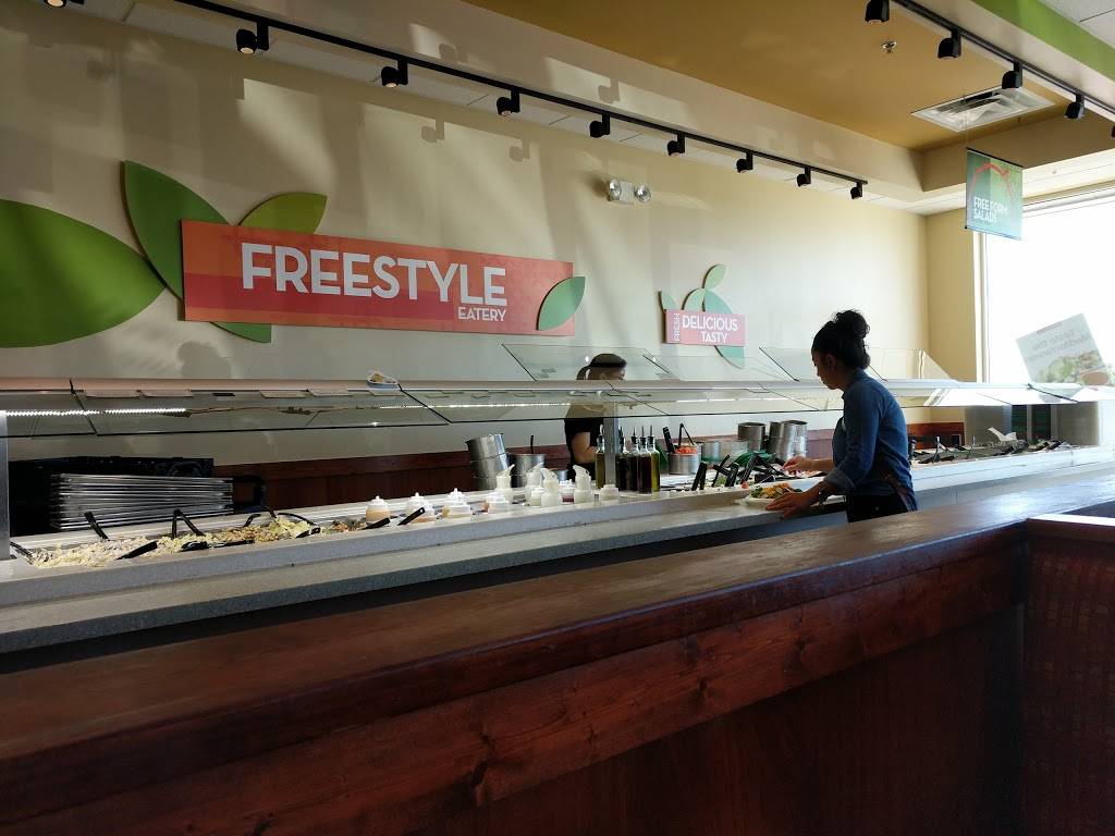 Souper Salad | restaurant | 12901 N Interstate 35 Frontage Rd Suite 1830, Austin, TX 78753, USA | 5122526322 OR +1 512-252-6322