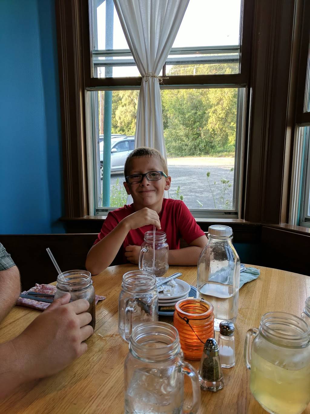 Chester Common Table | restaurant | 30 Main St, Chester, MA 01011, USA | 4133541076 OR +1 413-354-1076