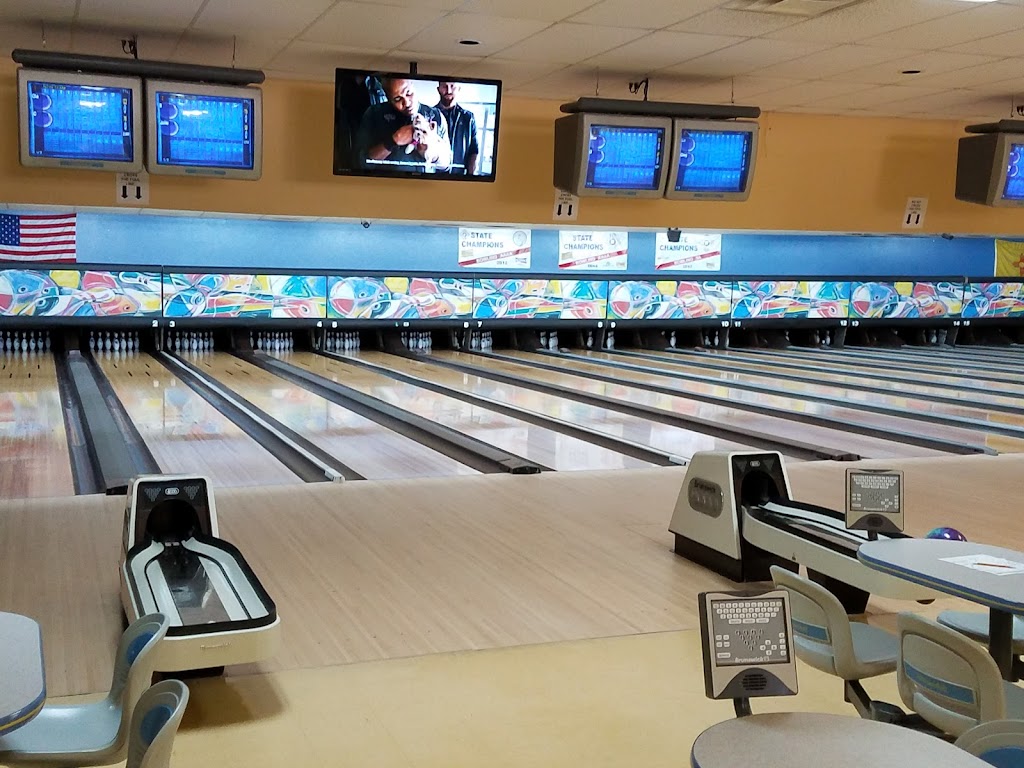 Artesia Lanes Bowling Center | restaurant | 1701 Tumbleweed Rd, Artesia, NM 88210, USA | 5757364545 OR +1 575-736-4545