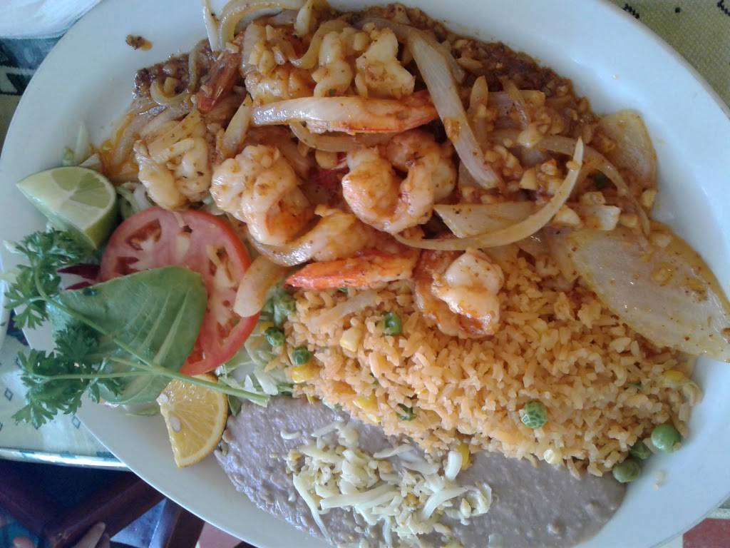 El Palmar | restaurant | 1008 W Irving Park Rd, Chicago, IL 60613, USA | 7734045969 OR +1 773-404-5969