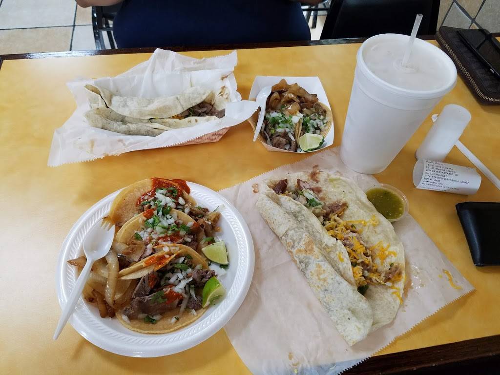 Juanitos Taqueria | restaurant | 4150 Hemphill St, Fort Worth, TX 76115, USA | 8179243636 OR +1 817-924-3636