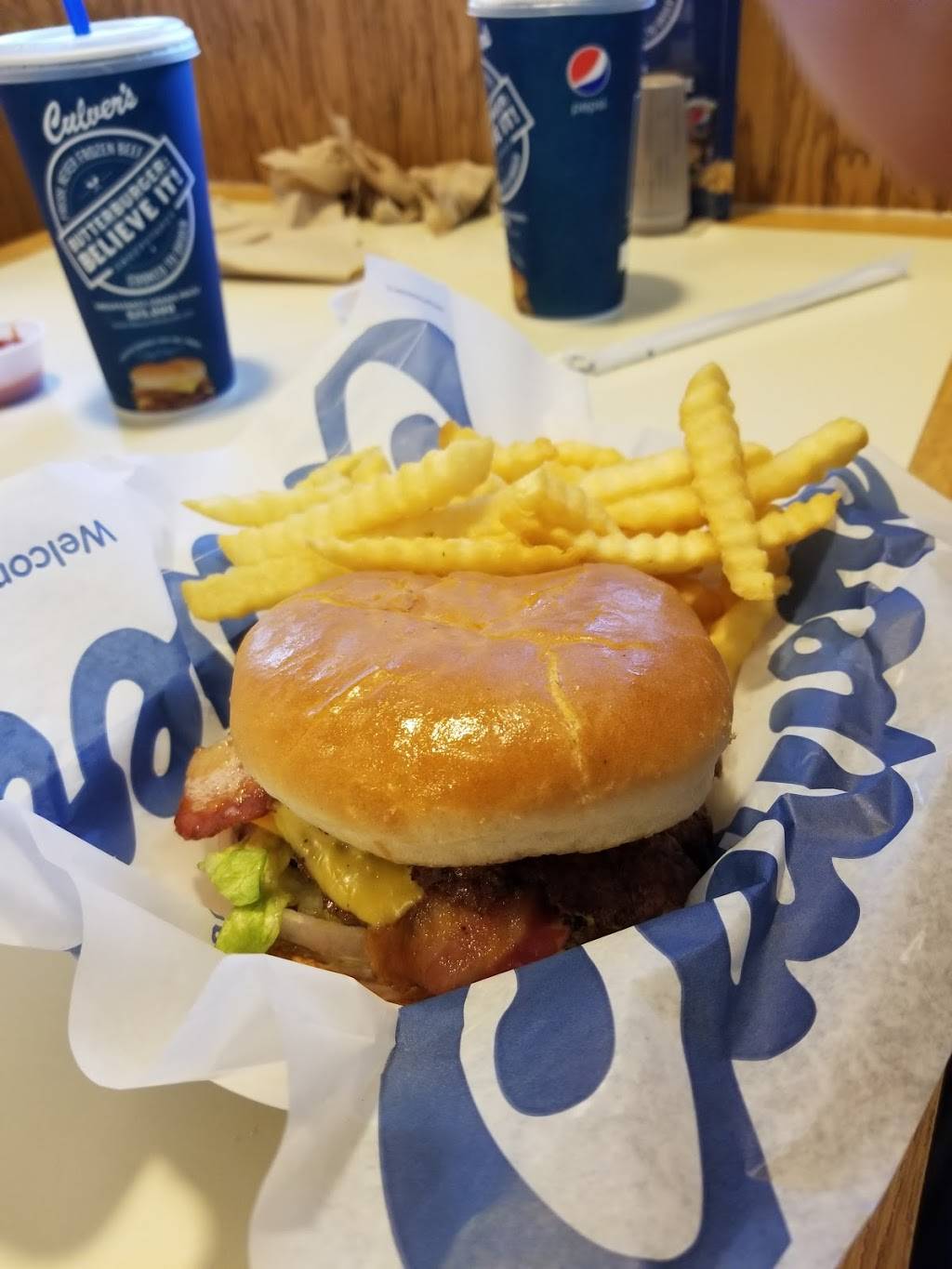Culvers | restaurant | 980 W Lincoln Hwy, Schererville, IN 46375, USA | 2193222266 OR +1 219-322-2266