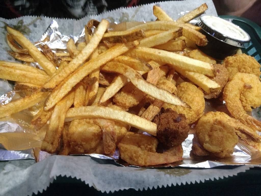 Skynyrds Grill & Sports Bar | restaurant | 129 Frontage Rd, St George, SC 29477, USA | 8435634112 OR +1 843-563-4112