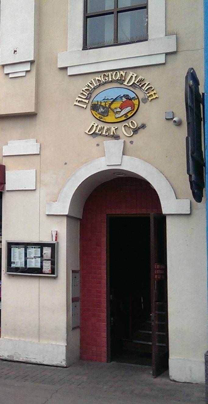Huntington Beach Beer Company | restaurant | 201 Main St #E, Huntington Beach, CA 92648, USA | 7149605343 OR +1 714-960-5343