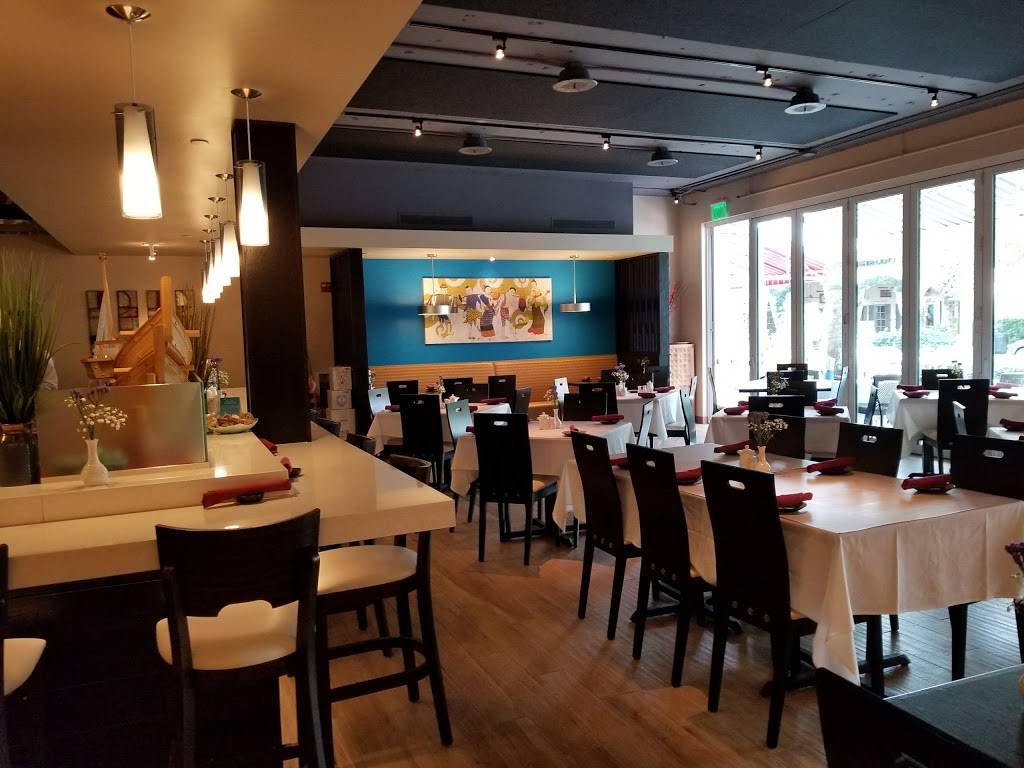 Thai Udon Cafe | restaurant | 409 5th Ave S, Naples, FL 34102, USA | 2393312079 OR +1 239-331-2079